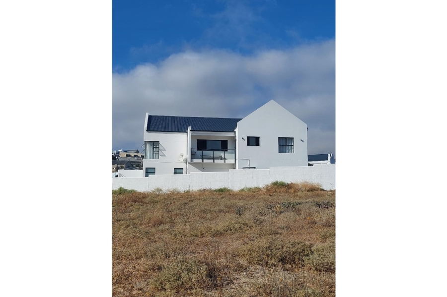 5 Bedroom Property for Sale in Da Gama Bay Western Cape